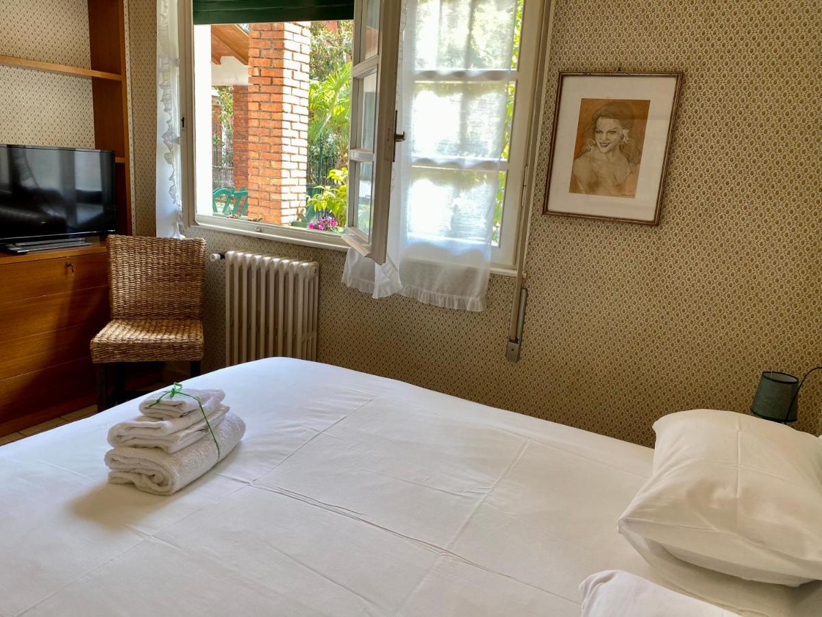 Casa Vacanze Gabbianella Villa Con Giardino Lungolago Maderno توسكولانو ماديرنو المظهر الخارجي الصورة